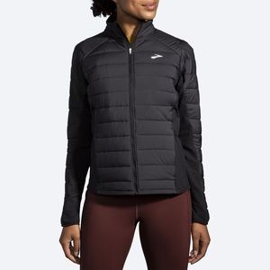 NWOT Brooks Shield Hybrid Jacket 2.0